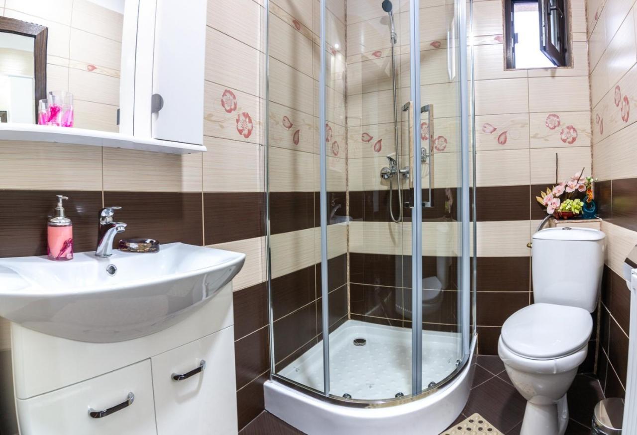Hotel Casa Lazar Buşteni Zewnętrze zdjęcie